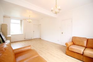 Lounge/Diner- click for photo gallery